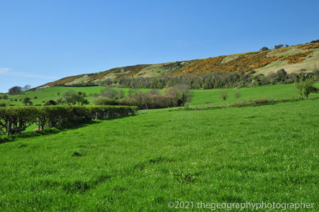 scarp and vale topography